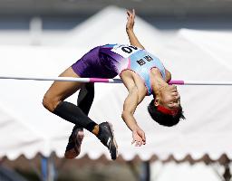 　国民スポーツ大会の少年男子共通走り高跳びを高校新で制した福岡第一高の中谷魁聖＝１０月、ＳＡＧＡサンライズパーク陸上競技場